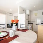 Acropolis Vidaber Apartment *